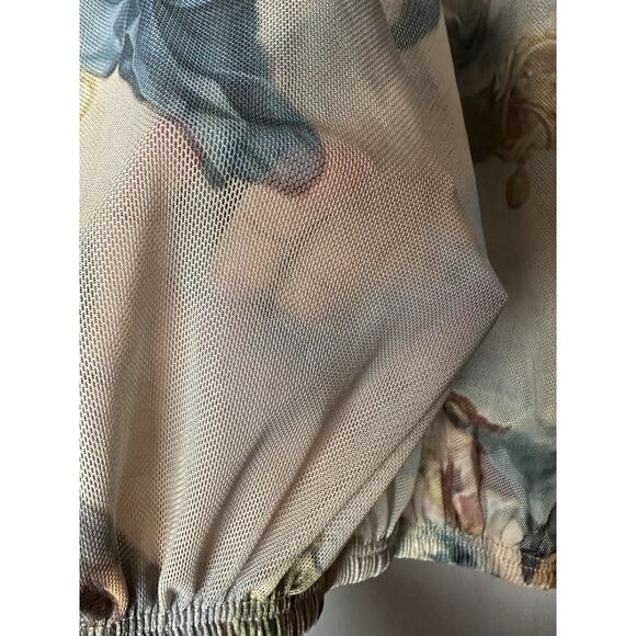 Fashion‎ Nova Mesh All Over Graphic Top Womens Sz M Artsy Art To Wear Cropped - Picture 3 of 11